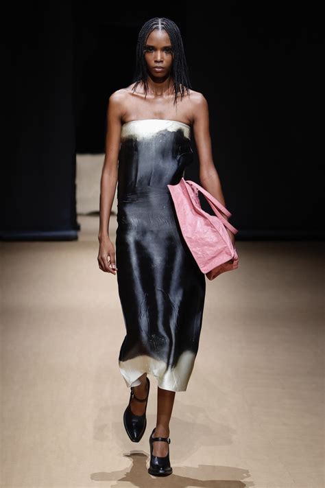 prada ss23 women